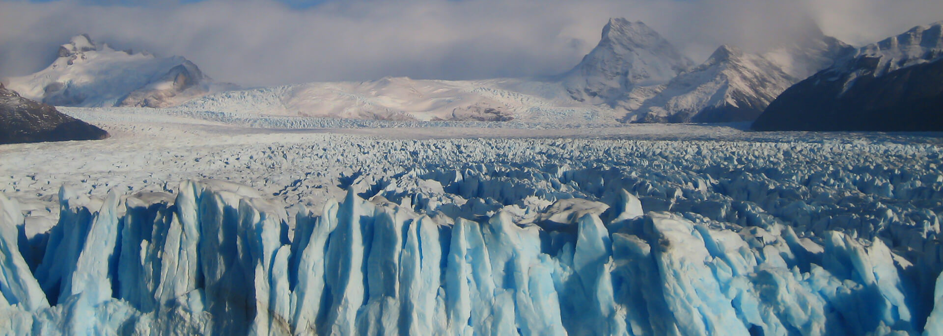 Wie ich in Patagonien dem Knacken des Perito Moreno Gletschers lauschte
