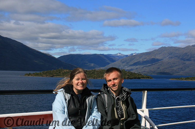 Patagonische Fjord und Sonnenschein