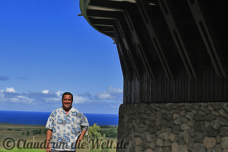 Mike Rapu an seinem exlora Hotel