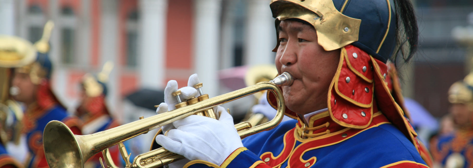 Wie mich die Parade der Mongolen am Nationalfeiertag berührte