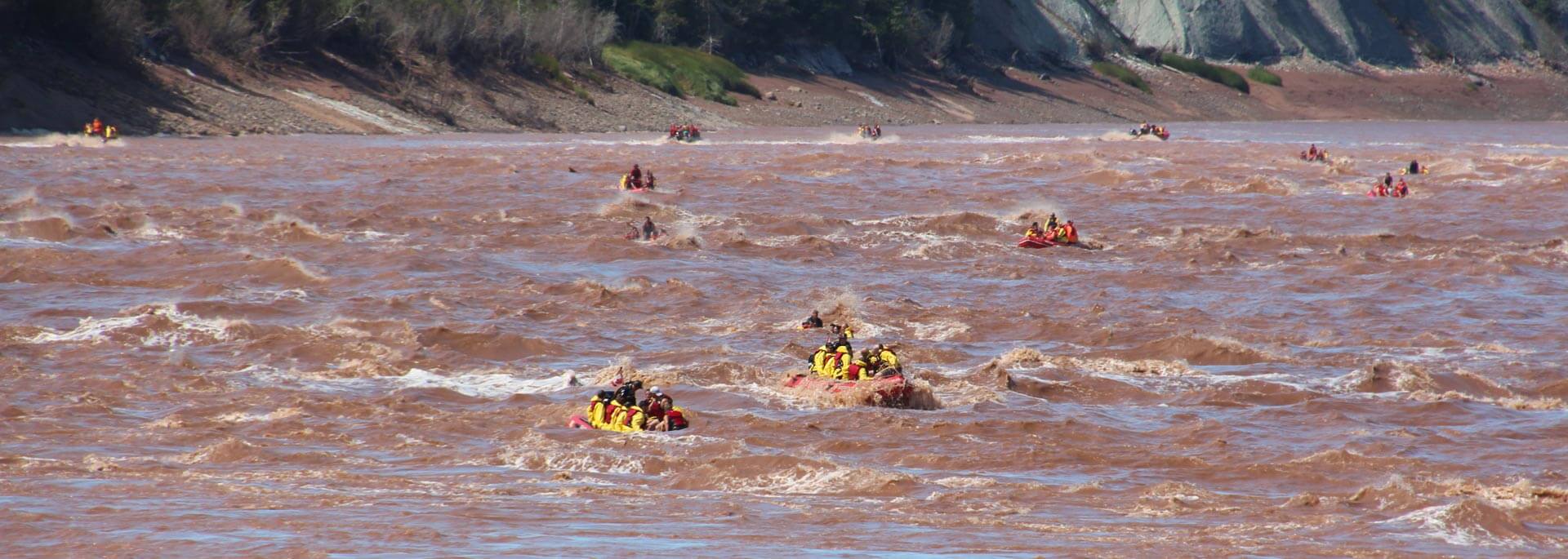 Fotos: Tidal Bore Rafting in Nova Scotia