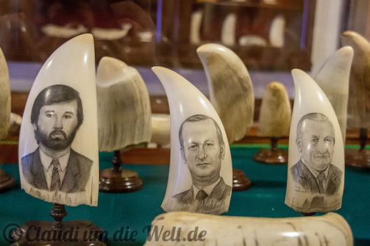 Familie Azevedo als Scrimshaw-Motive