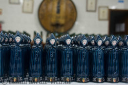 Ananaslikör in kunstvollen Fläschchen