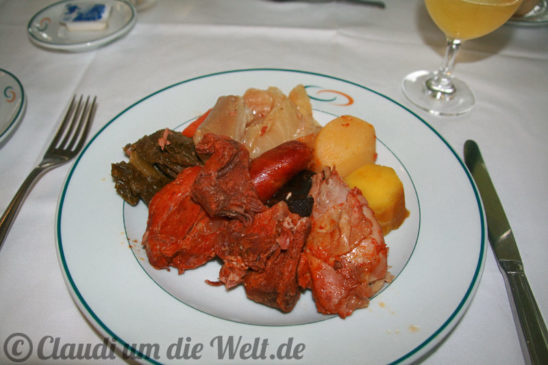 Essen aus dem Erdofen: Cozido