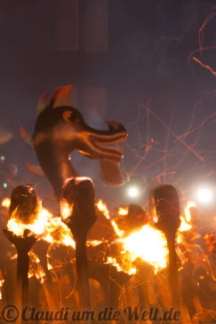 Uphellyaa 2015 Shetland Lerwick fackeln-boot
