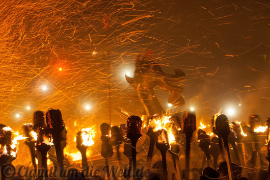 Uphellyaa 2015 Shetland Lerwick funkenregen