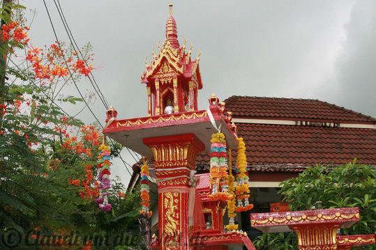 Buddhistischer Hausschrein